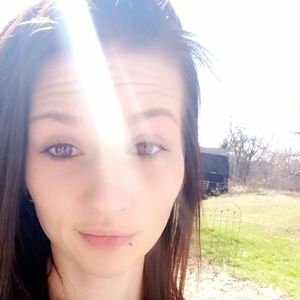 Meet your Posher, Brittney